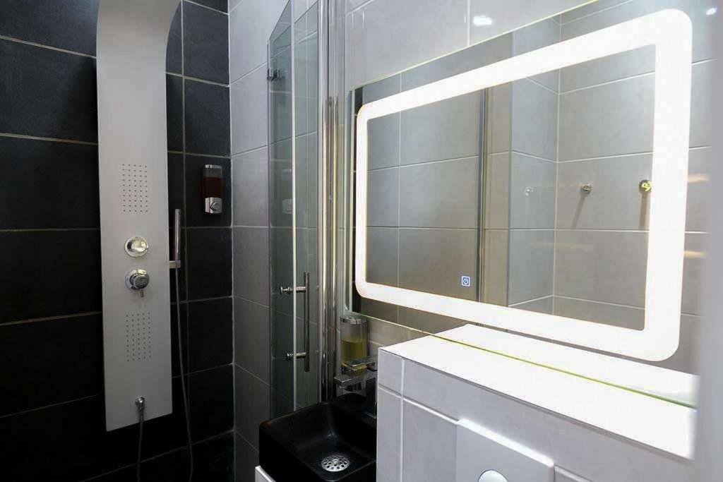 Studio Gare Metz Cote Cour Buitenkant foto